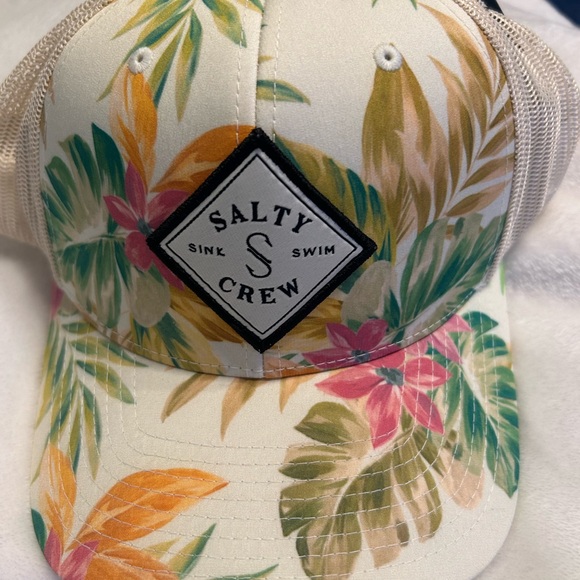 Floral Mesh-Back Cap - Picture 2 of 4